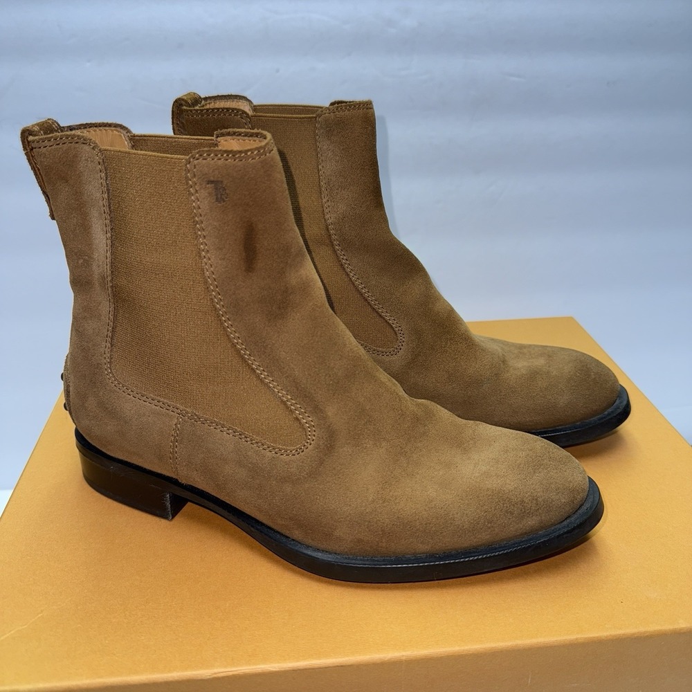 Tod's Camel Suede Chelsea Boots Women's Size: 5.5 US